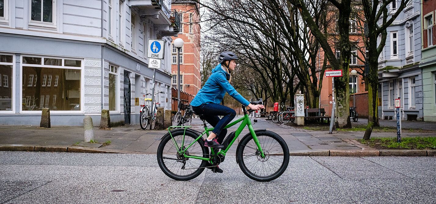 Radfahren im Herbst Der Herbst hält einige Herausforderungen für Radfahrende bereit.