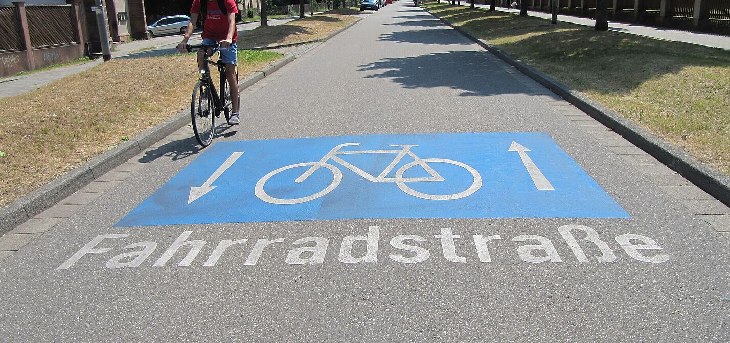 Fahrradstraße in Freiburg. Fahrradstraße in Freiburg.